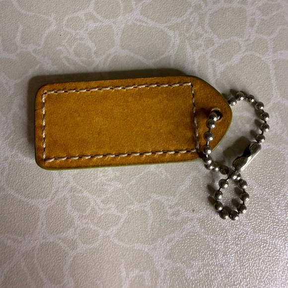 Coach Green Leather Hangtag - Picture 2 of 2